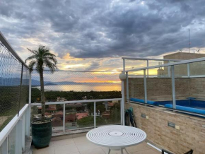 Cobertura Riviera com Piscina privativa